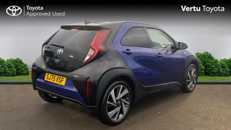 Toyota Aygo X 1.0 VVT-i Edge 5dr Petrol Hatchback